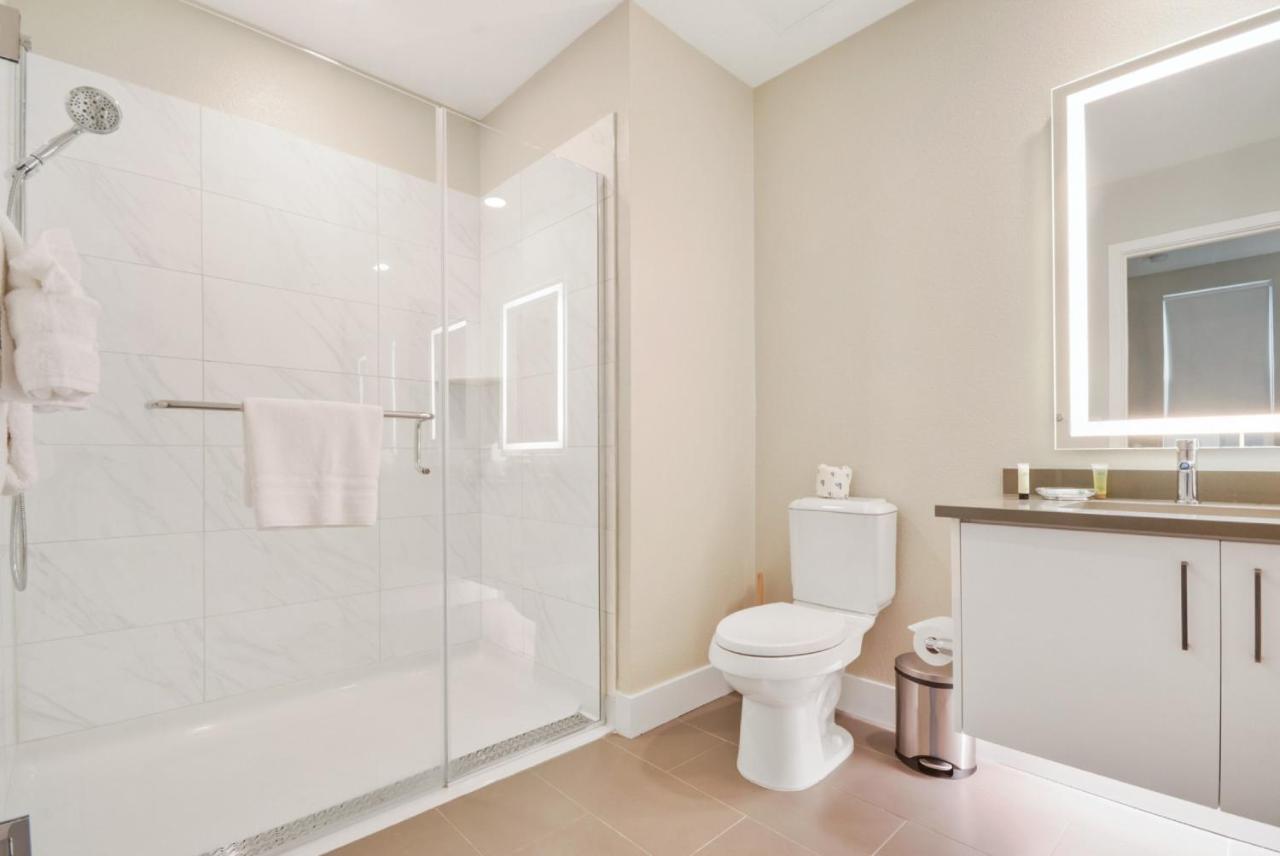 Global Luxury Suites In The Heart Of San Carlos Bagian luar foto
